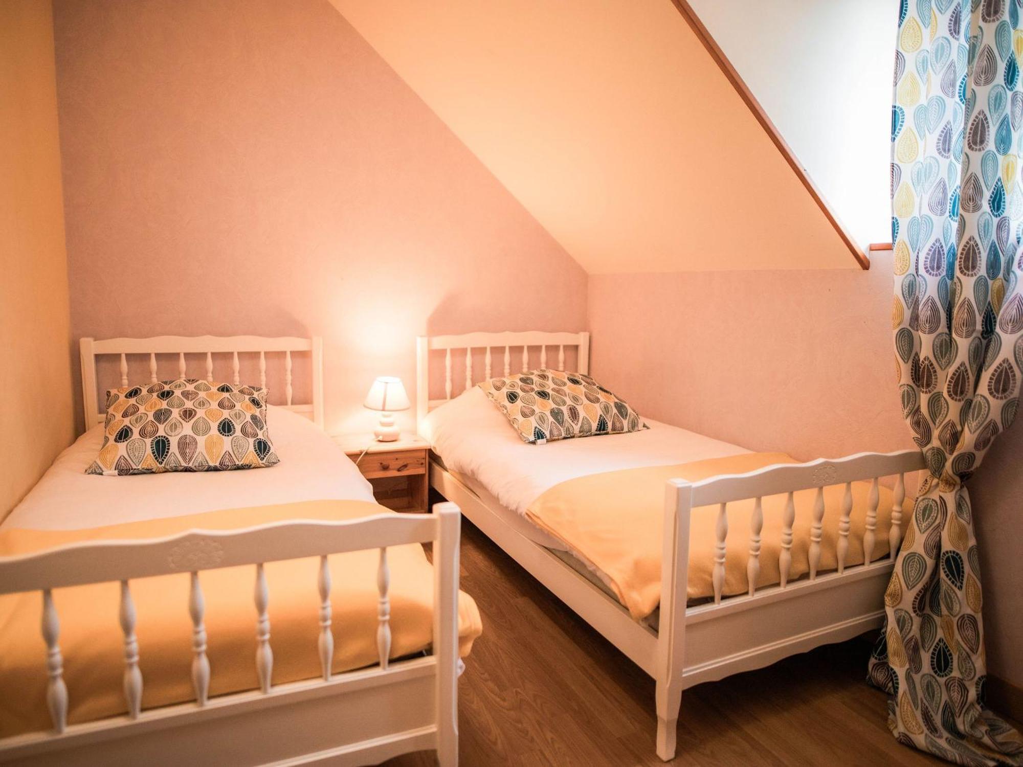Gite De Charme Renove Avec Cheminee, Terrasse Et Proche Randonnees - Capacite 13 Pers. - Fr-1-410-179 Saint-Leonard-des-Bois ภายนอก รูปภาพ
