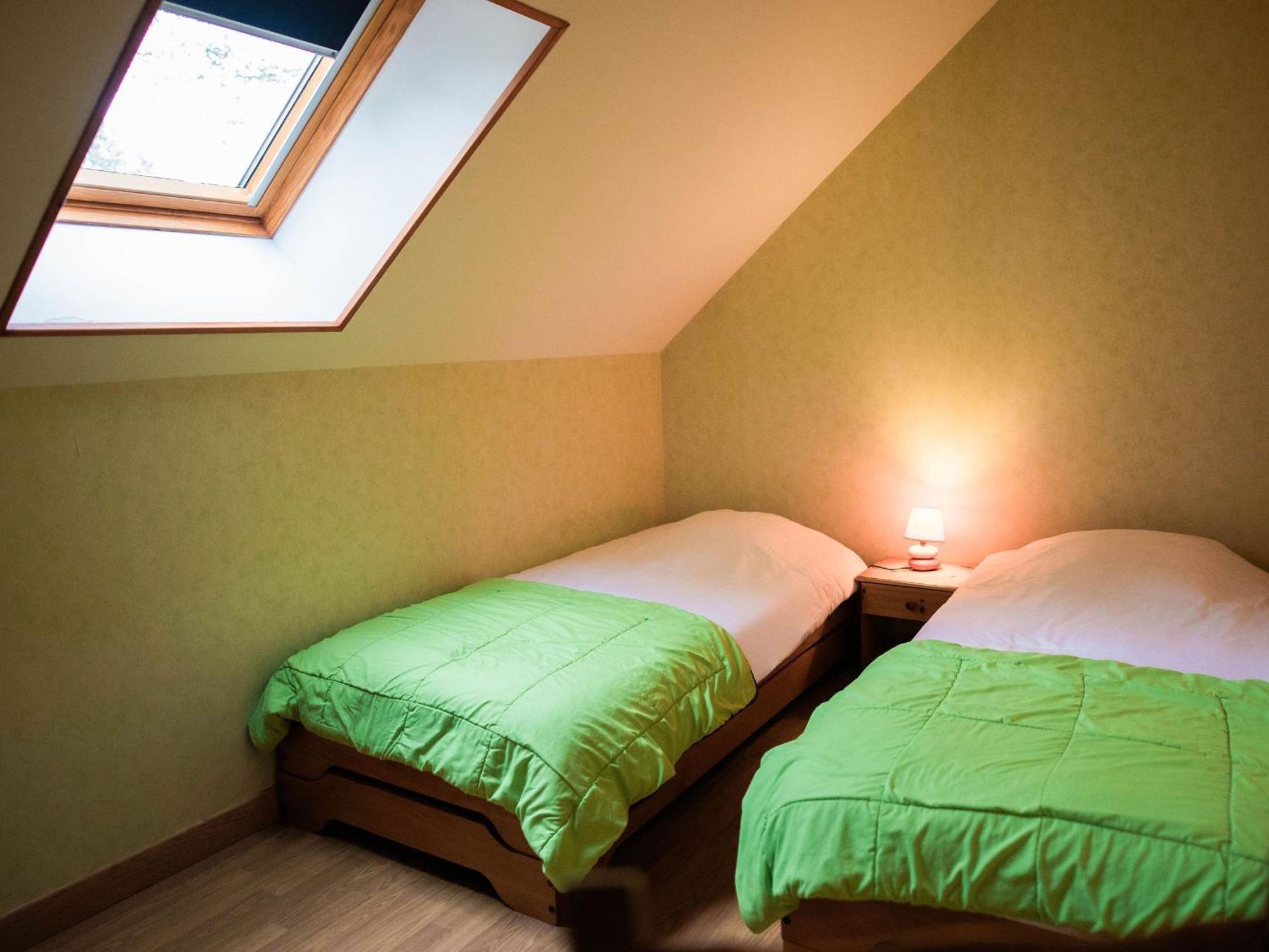 Gite De Charme Renove Avec Cheminee, Terrasse Et Proche Randonnees - Capacite 13 Pers. - Fr-1-410-179 Saint-Leonard-des-Bois ภายนอก รูปภาพ